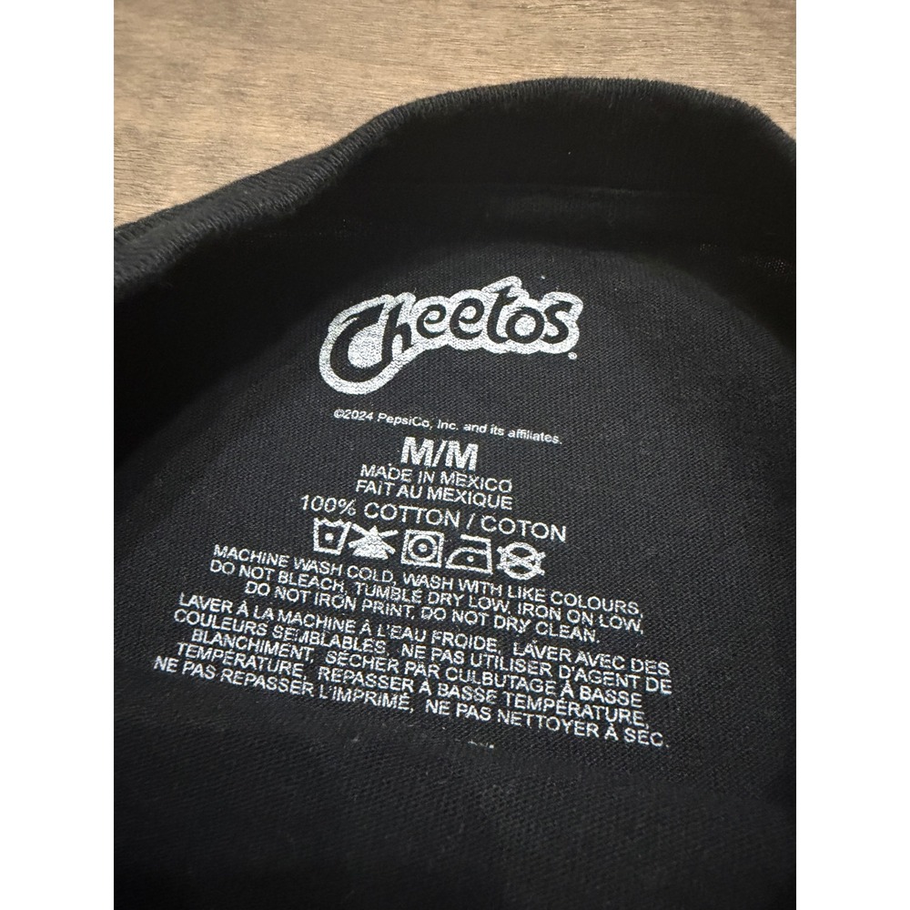 Cheetos T-Shirt Mens Medium Black Cotton Chester Cheetah Graphic Tee Regular Fit - Picture 2 of 5